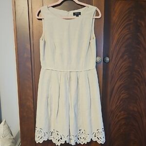 Tahari - Cream Linen Dress - Size 6